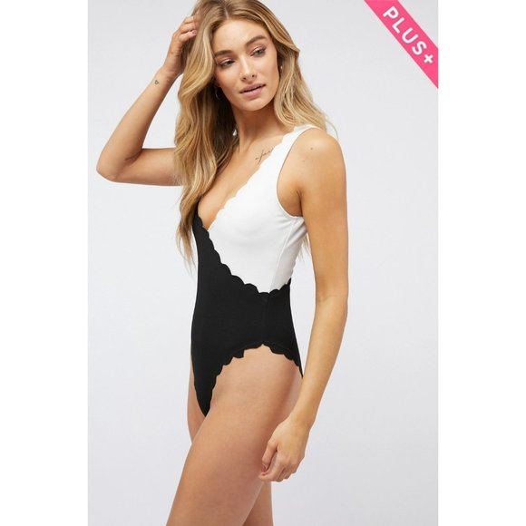 Scalloped One-Piece - Picture 2 of 4